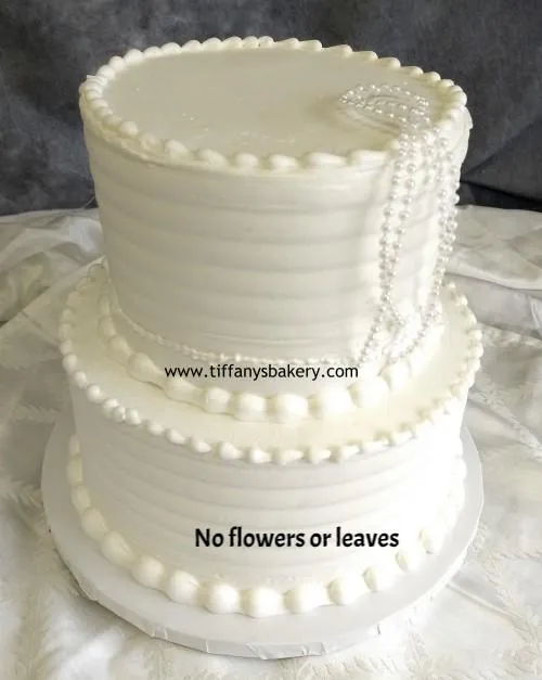 Divine Elegance Classic Wedding Cake